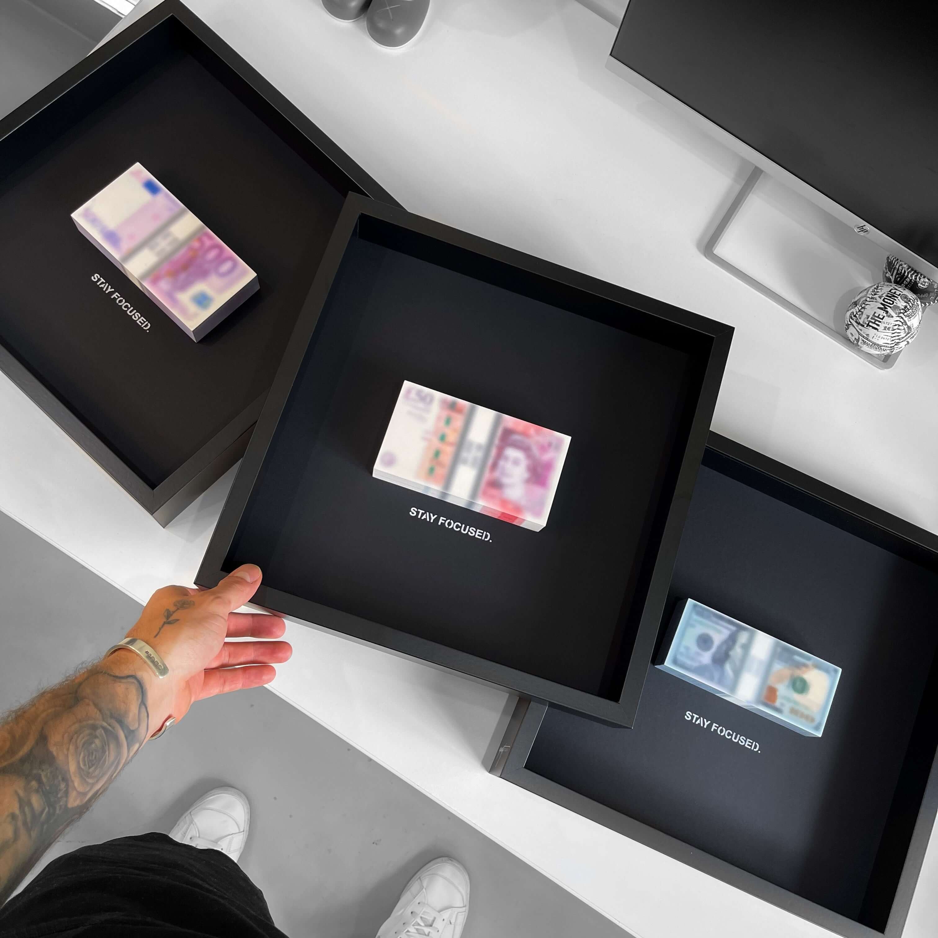 Blurred Stack - USD - Image 5