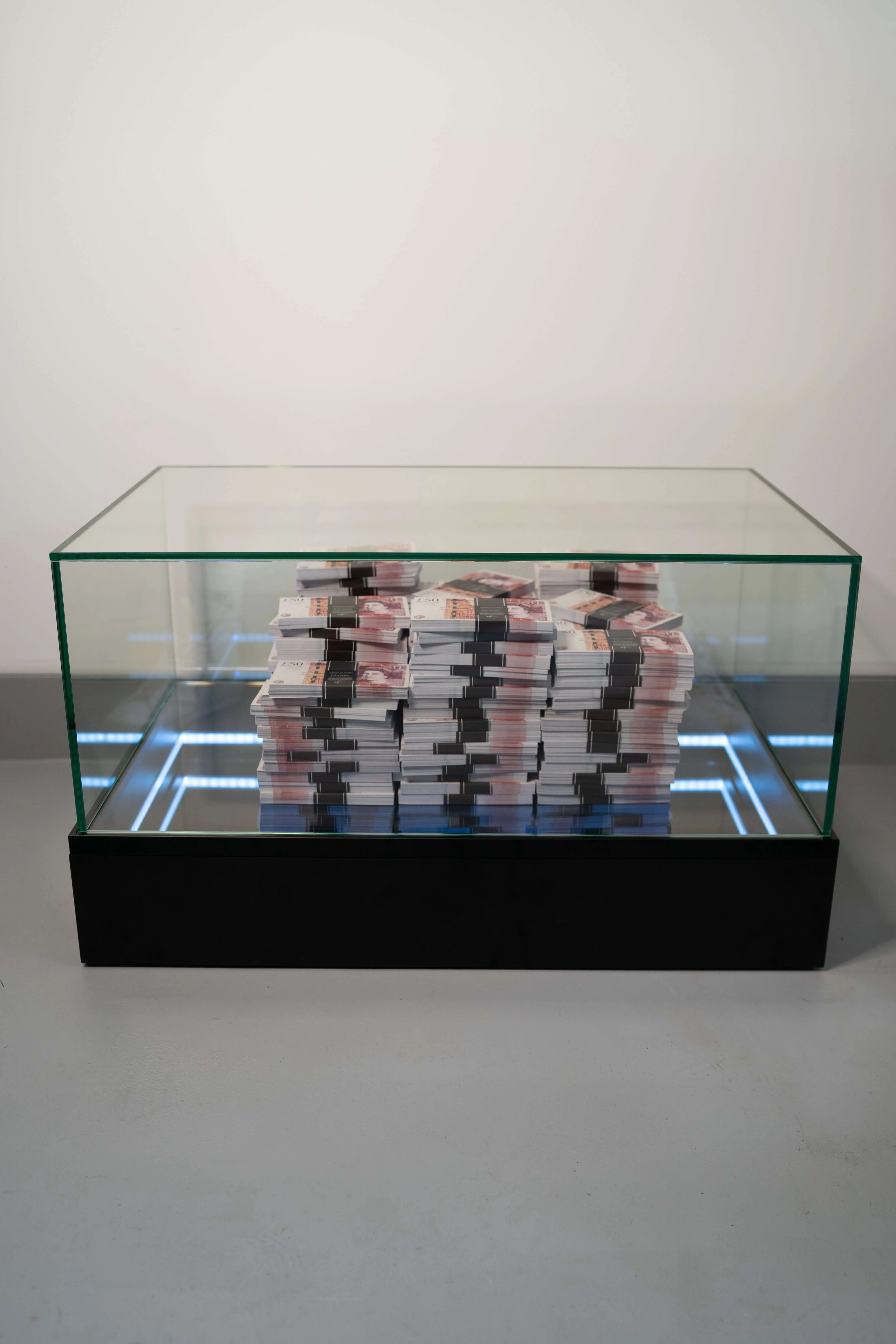 Infinite Money Table - GBP - Image 5