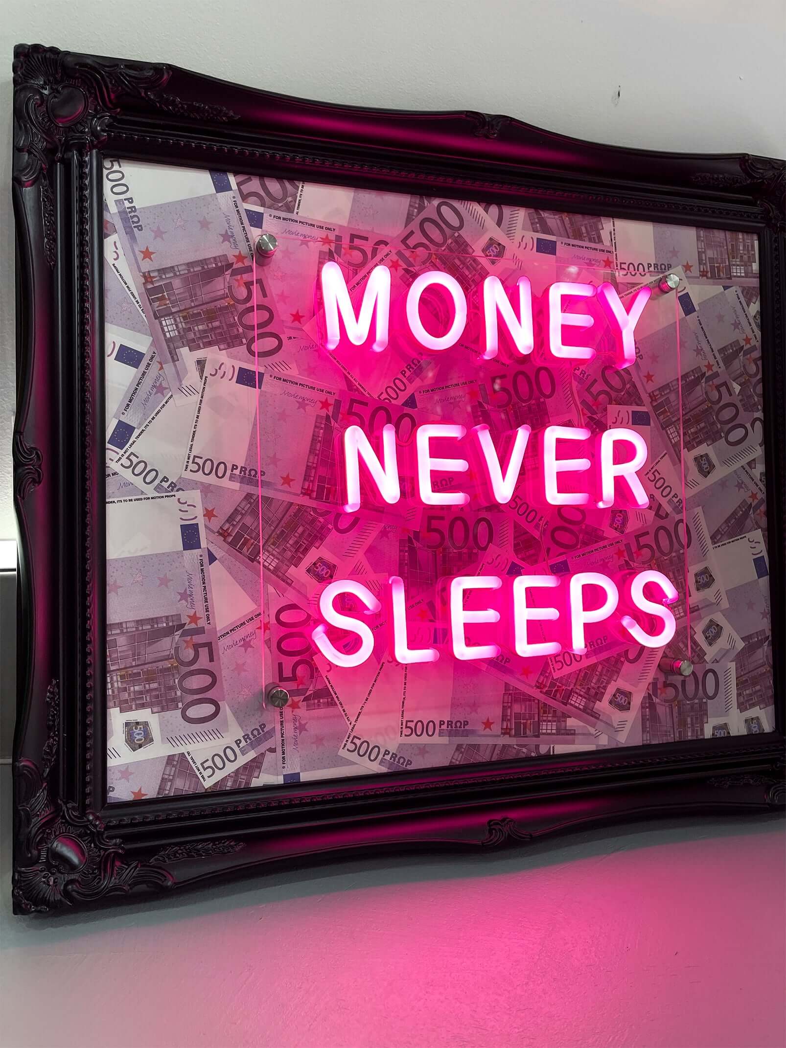 Money Never Sleeps V2 LED frame - EUR - Image 6